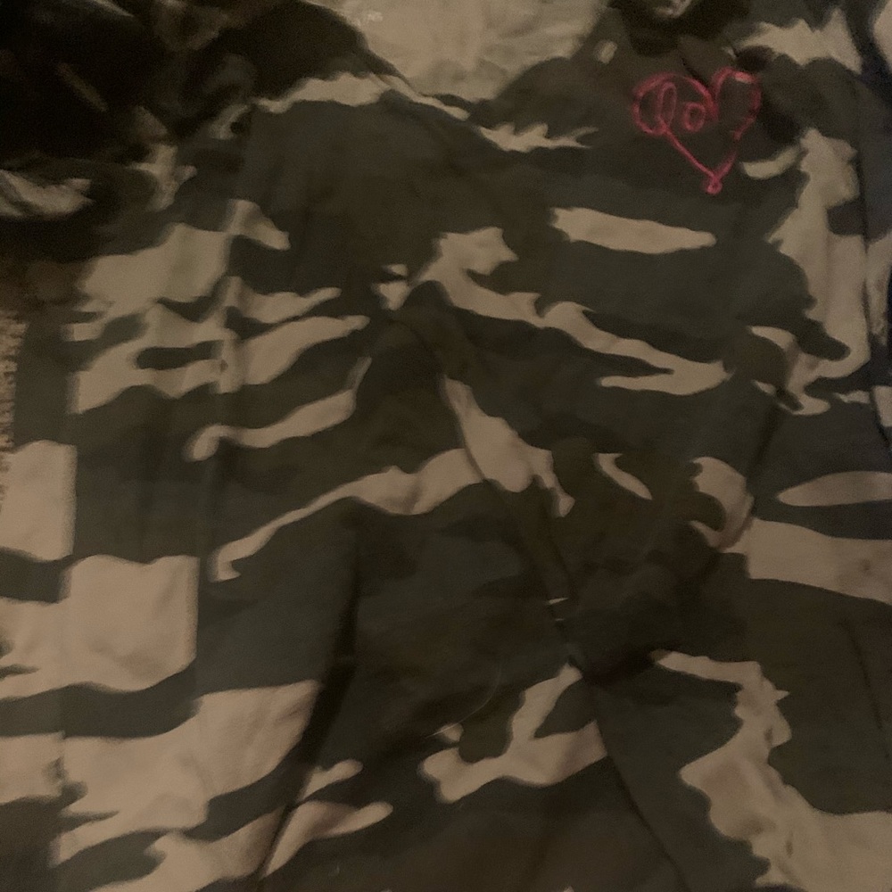 Camo t-shirt
